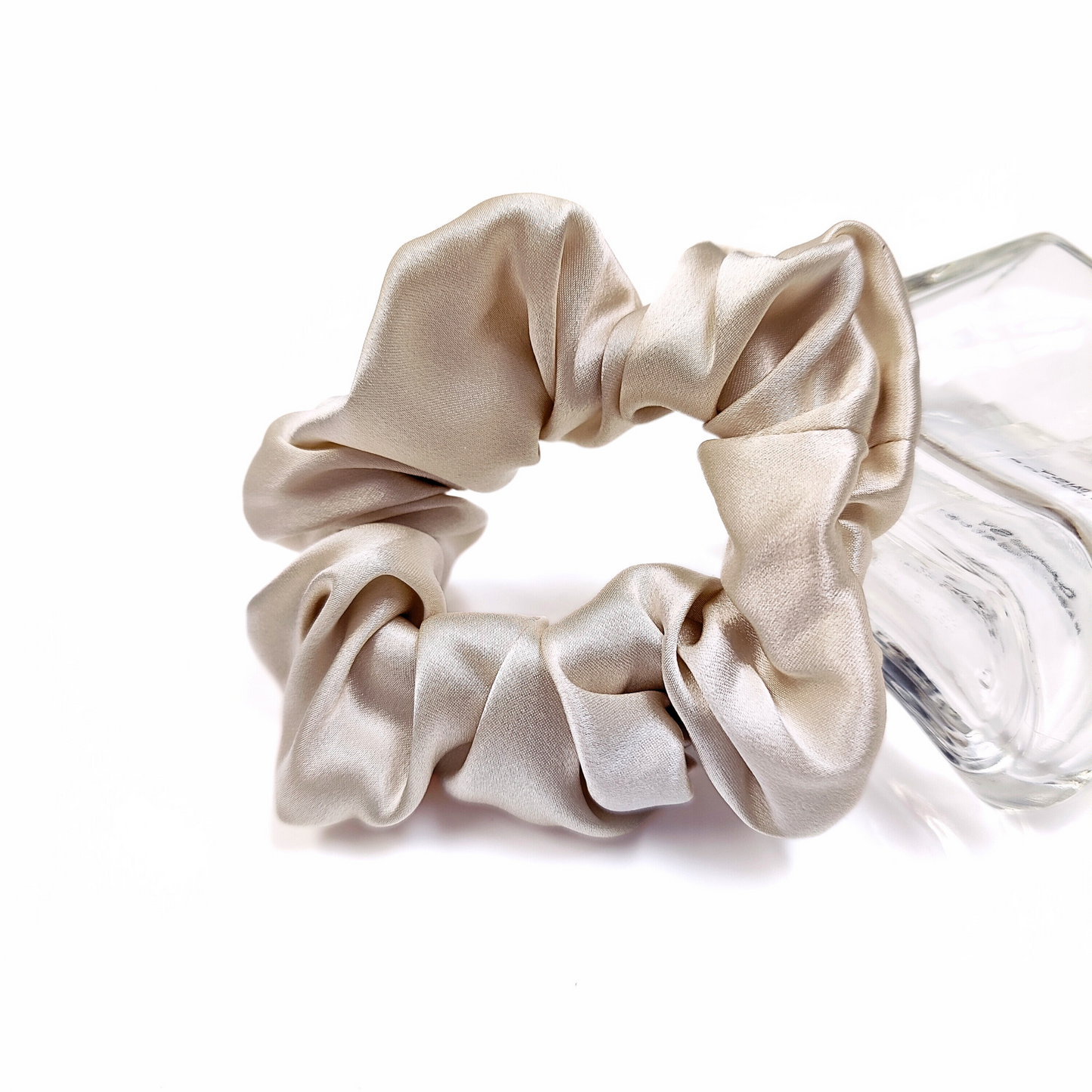 100% Mulberry Silk Scrunchie in Champagne