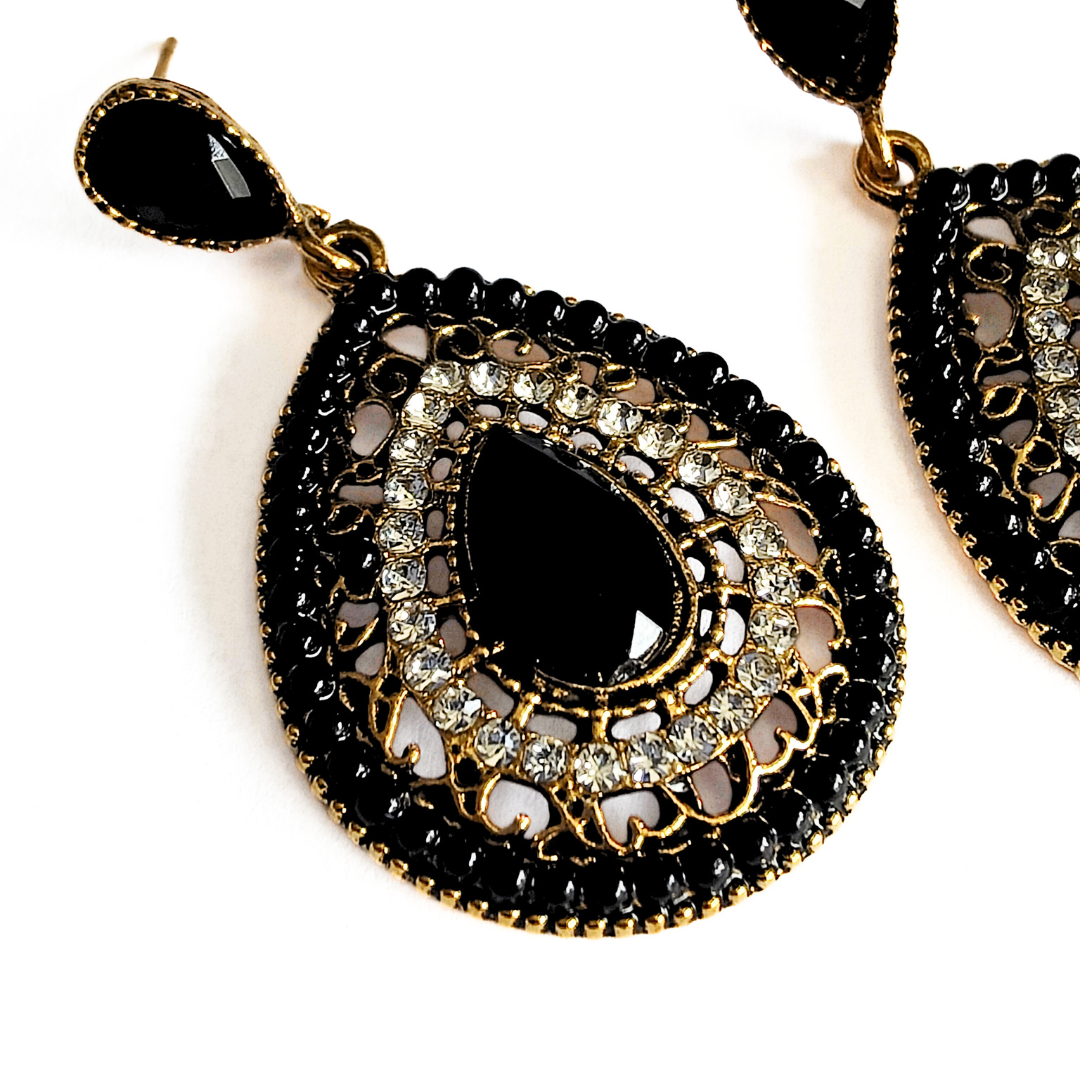 The Dolce Vita Drops in Obsidian