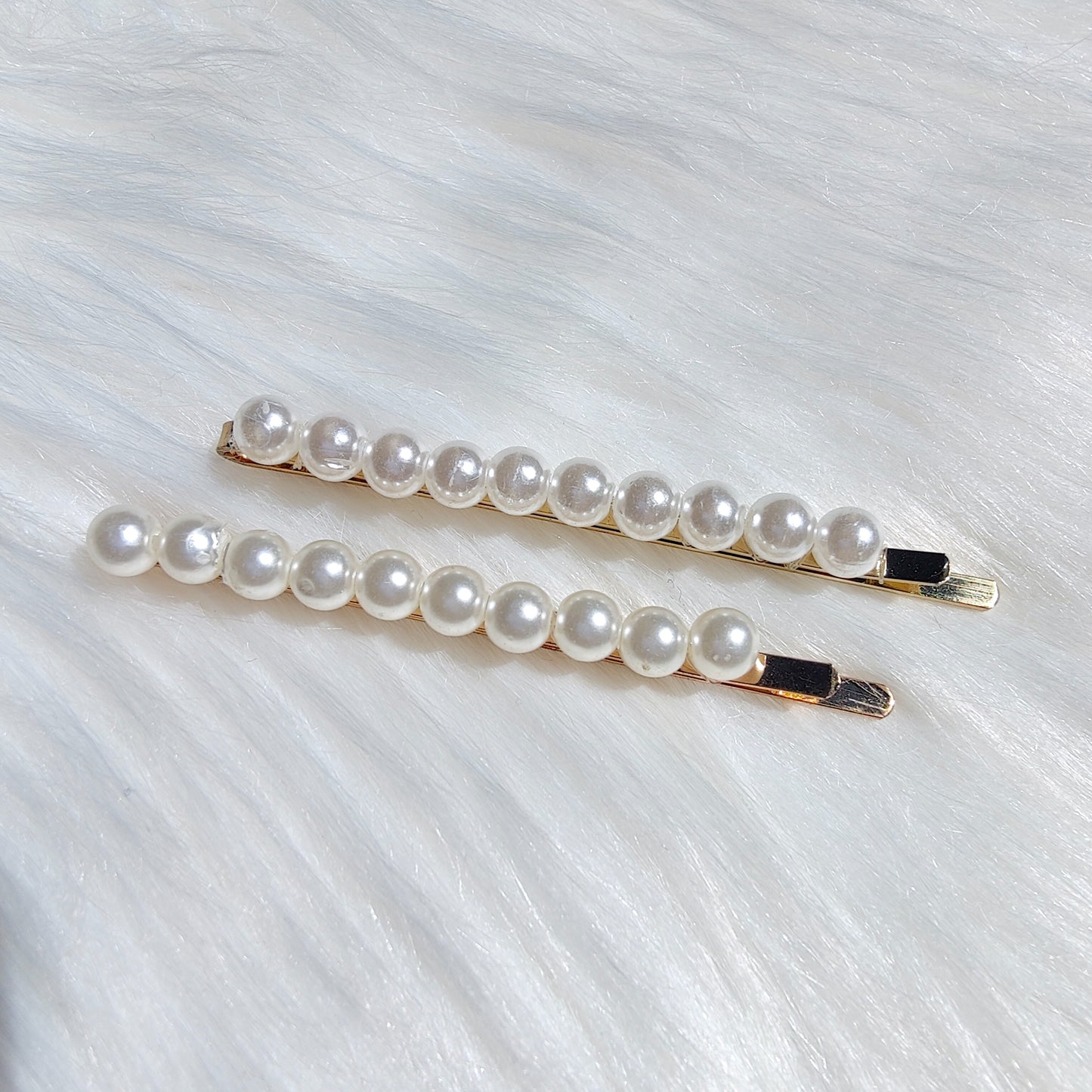 Mia Gold Pearl Hair Slides