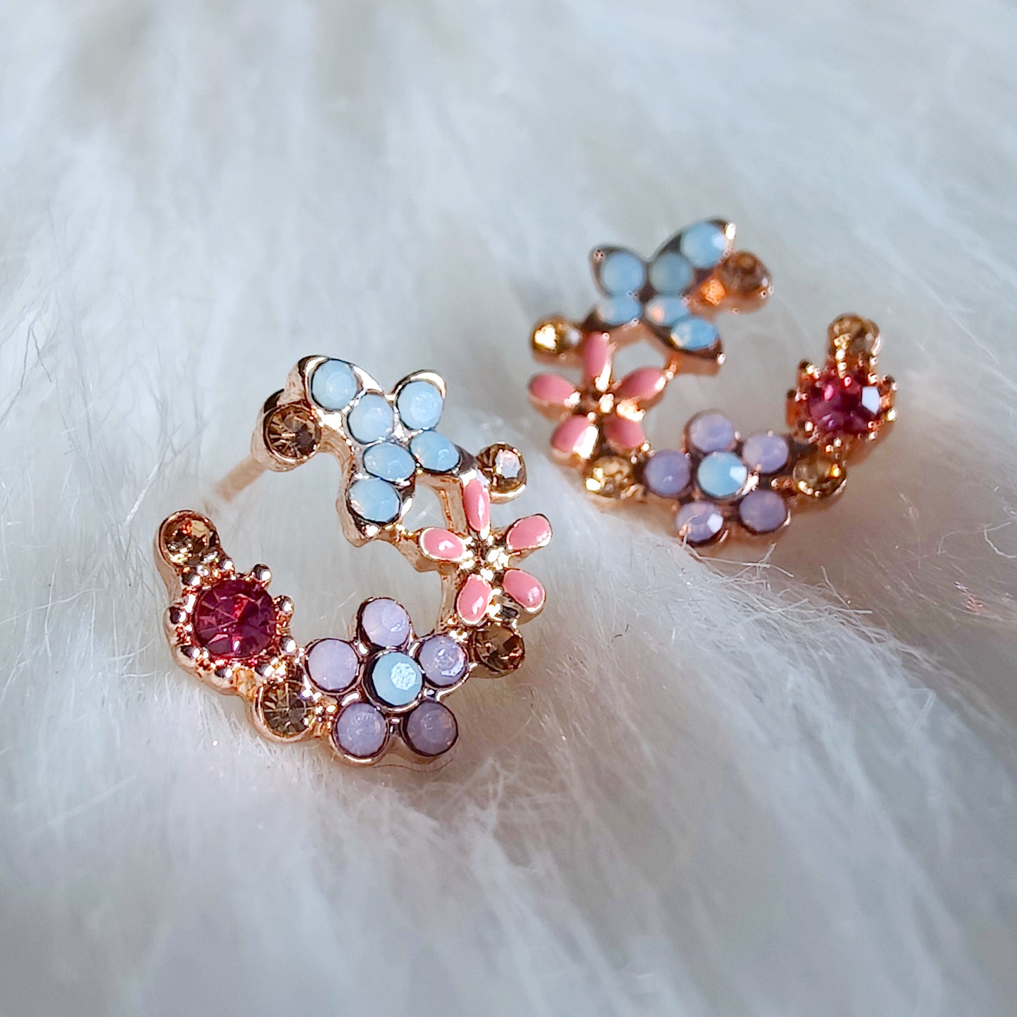 Lumi studs in Pink and Blue
