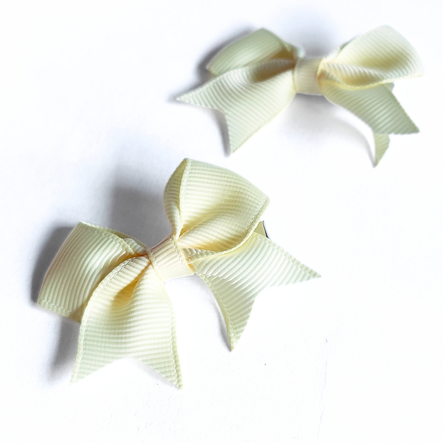 Twinkle Bows in Lemon Yellow