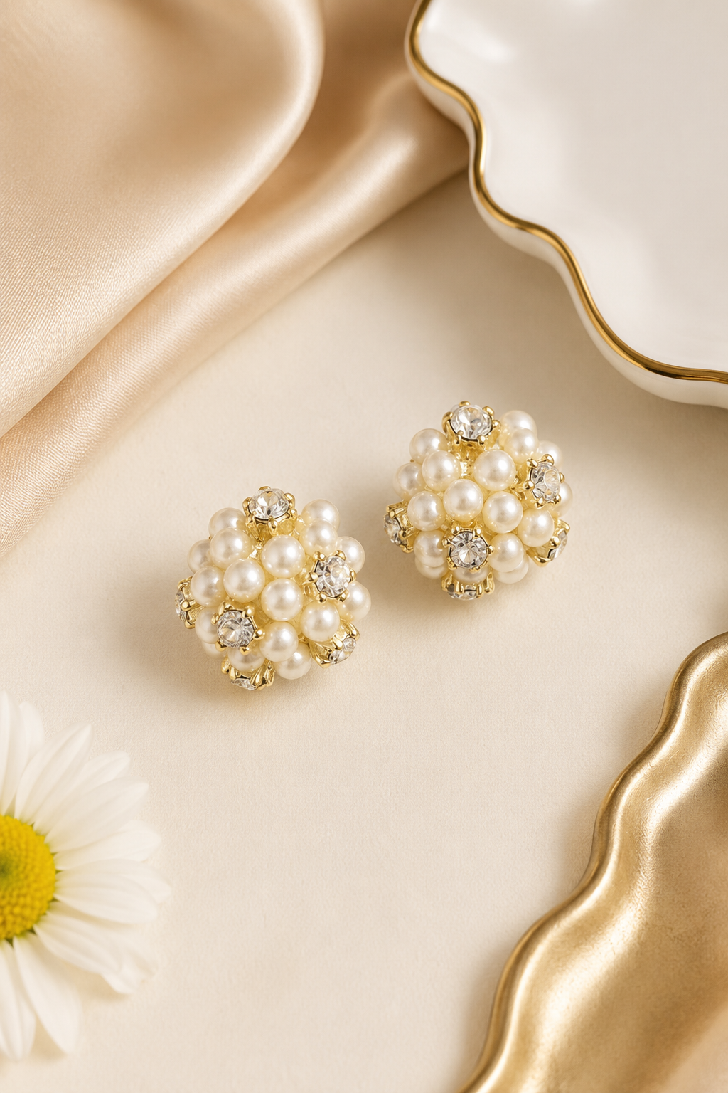 The 'Pretty in Pearls' Studs