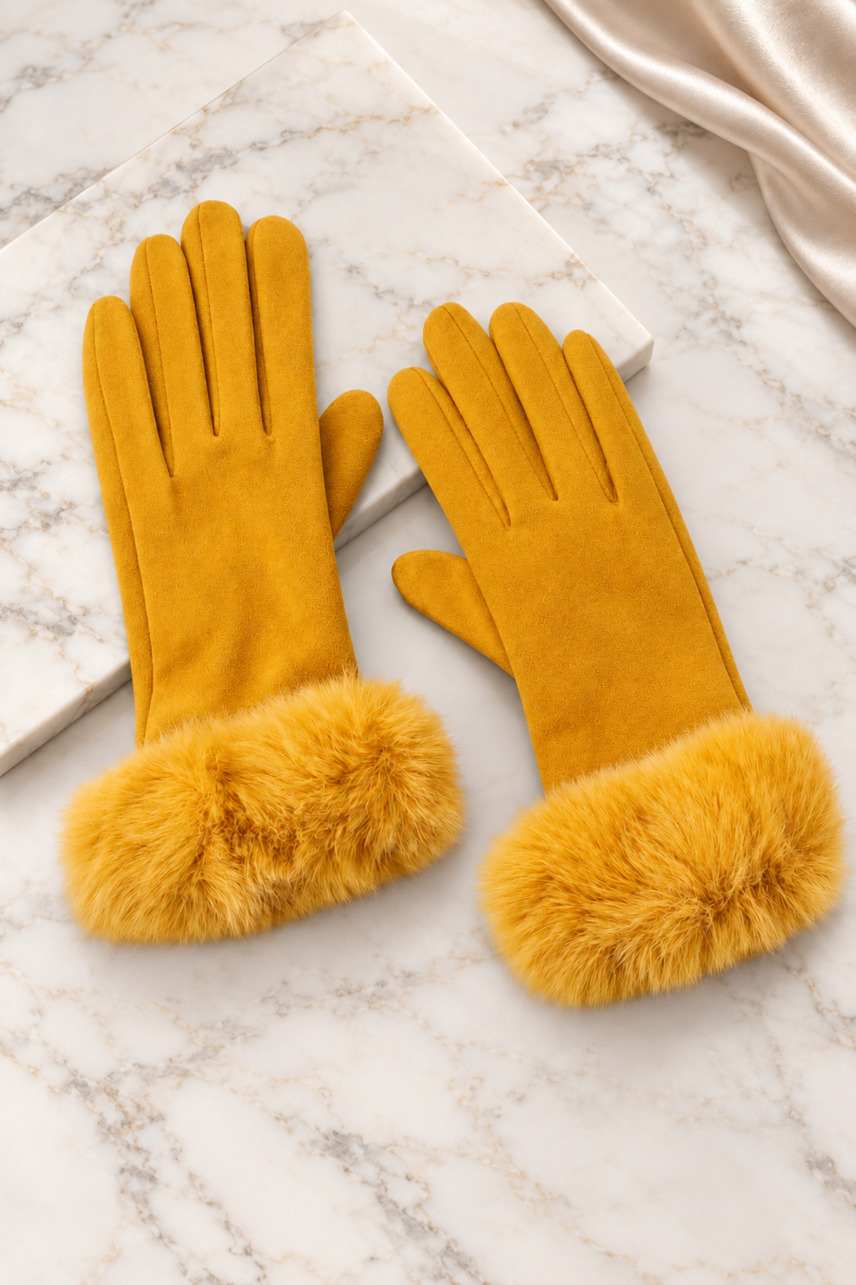 The 'Selene' Gloves