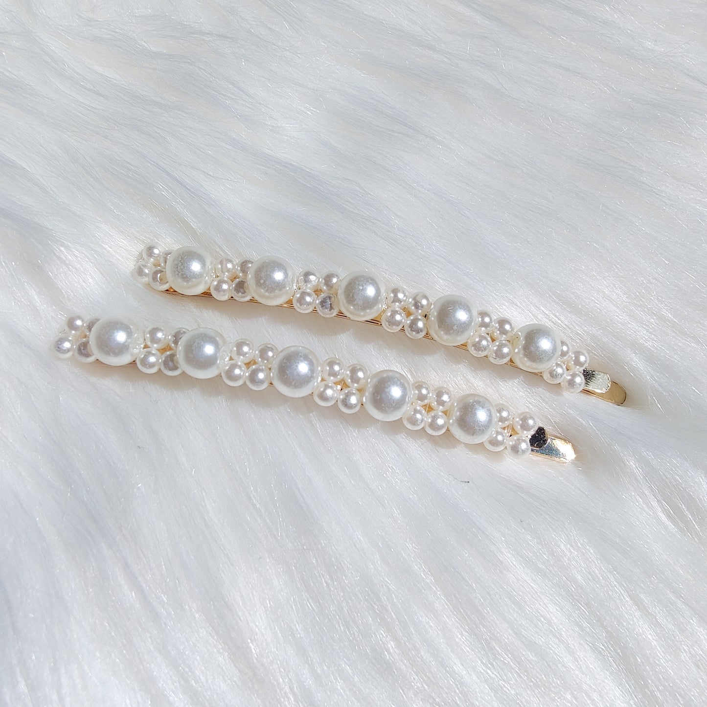 Emily Gold Pearl Hair Slides