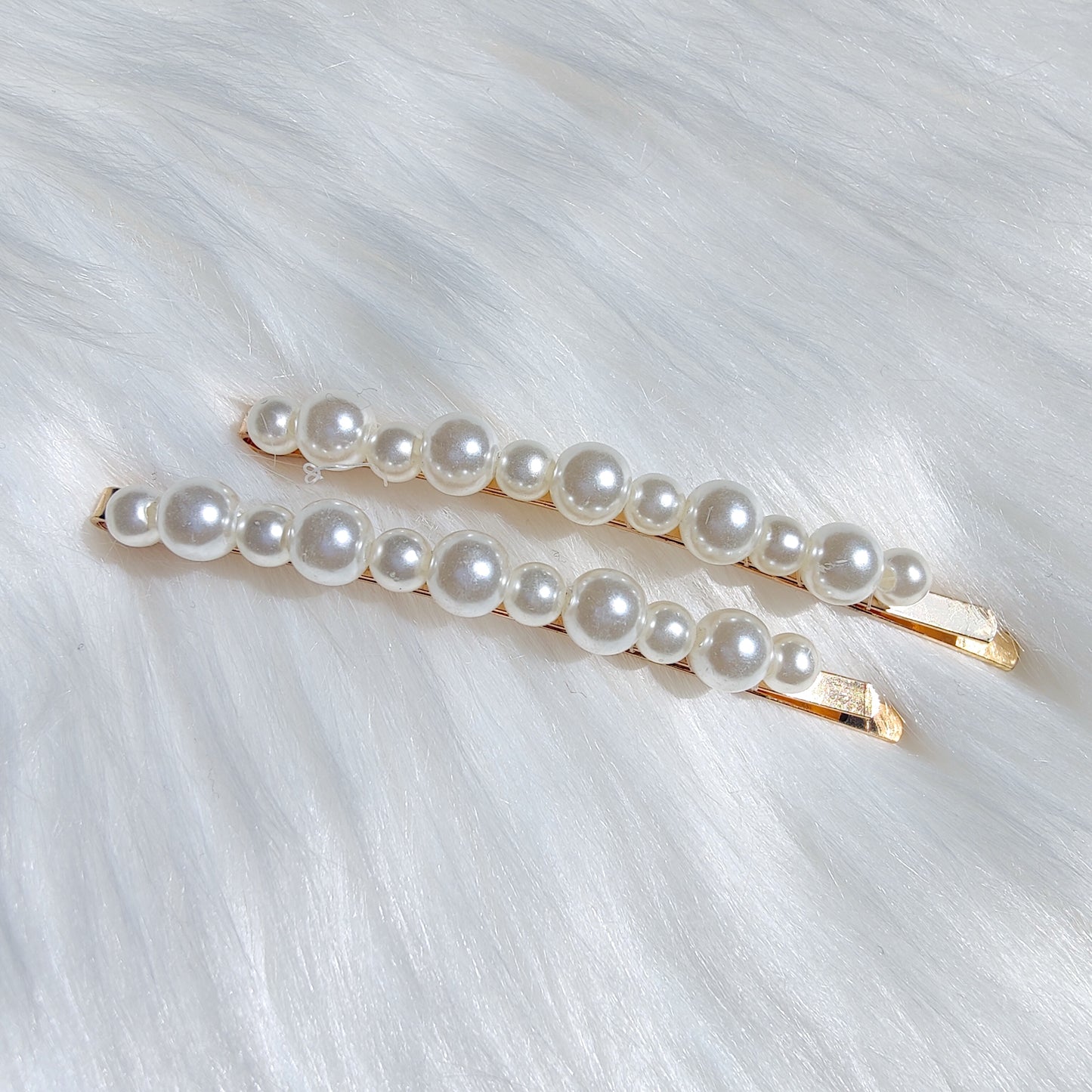 SCARLETT Gold Pearl Hair Slides