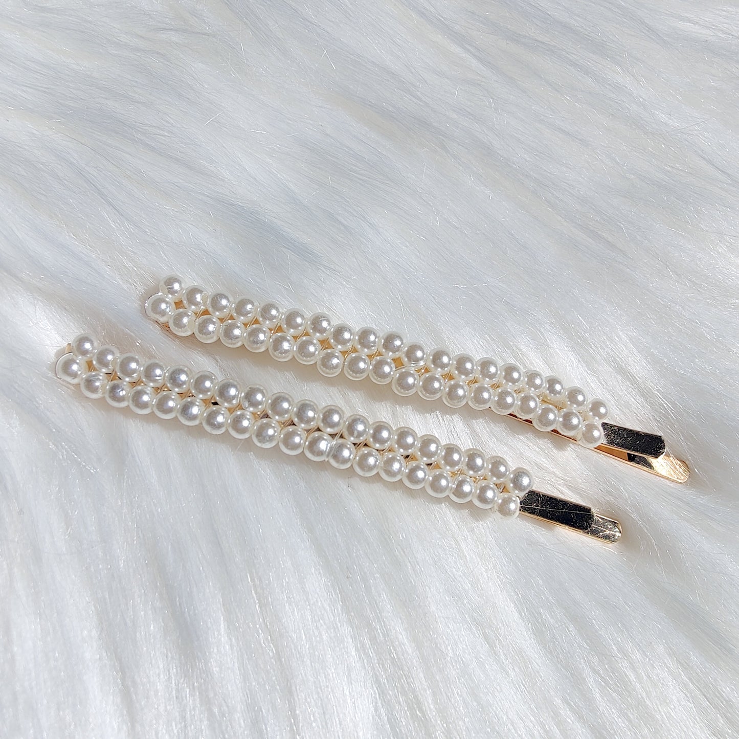 Zoe Gold Pearl Hair Slides