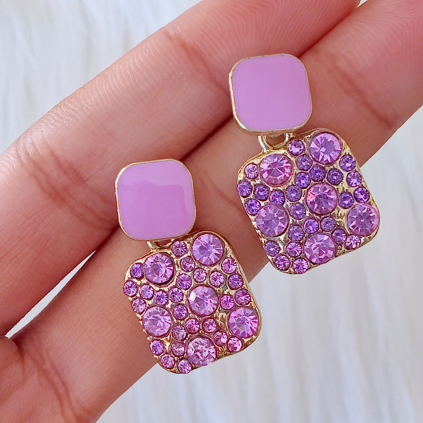 SAFFIRA diamante drop studs in Purple