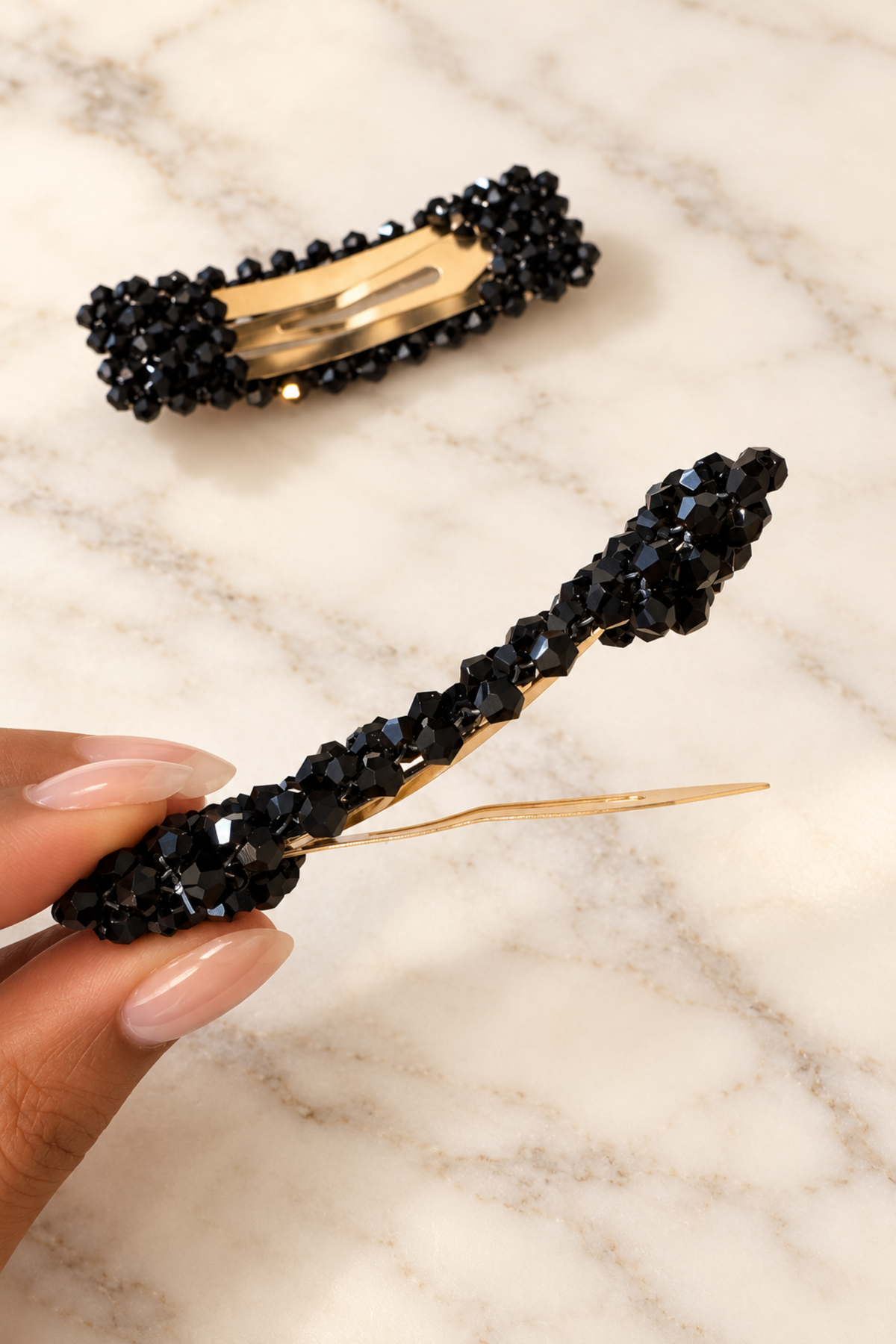 Alani Crystal Hair Clip in Black