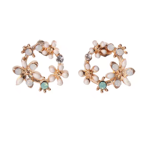 Fariya diamante studs in Green