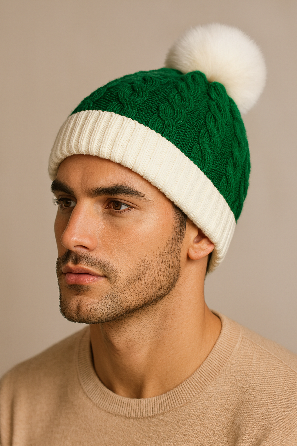 Adults Unisex Christmas Santa PomPom Beanie Hat in Green