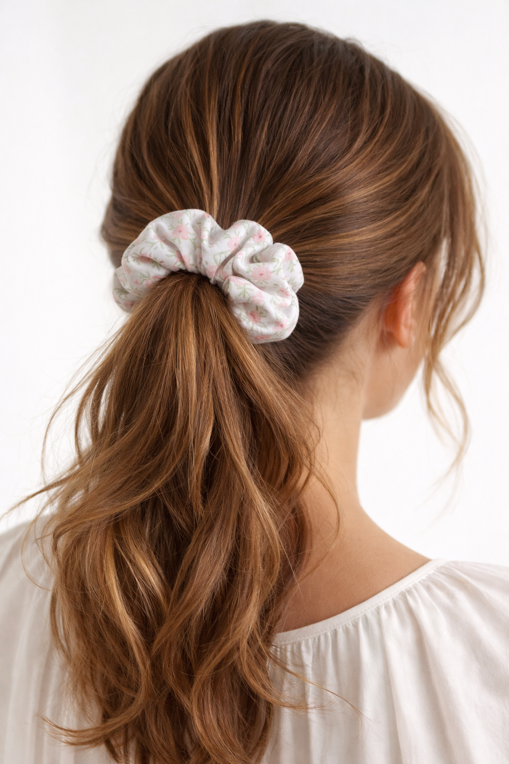 Floral Scrunchie in Peony Whisper