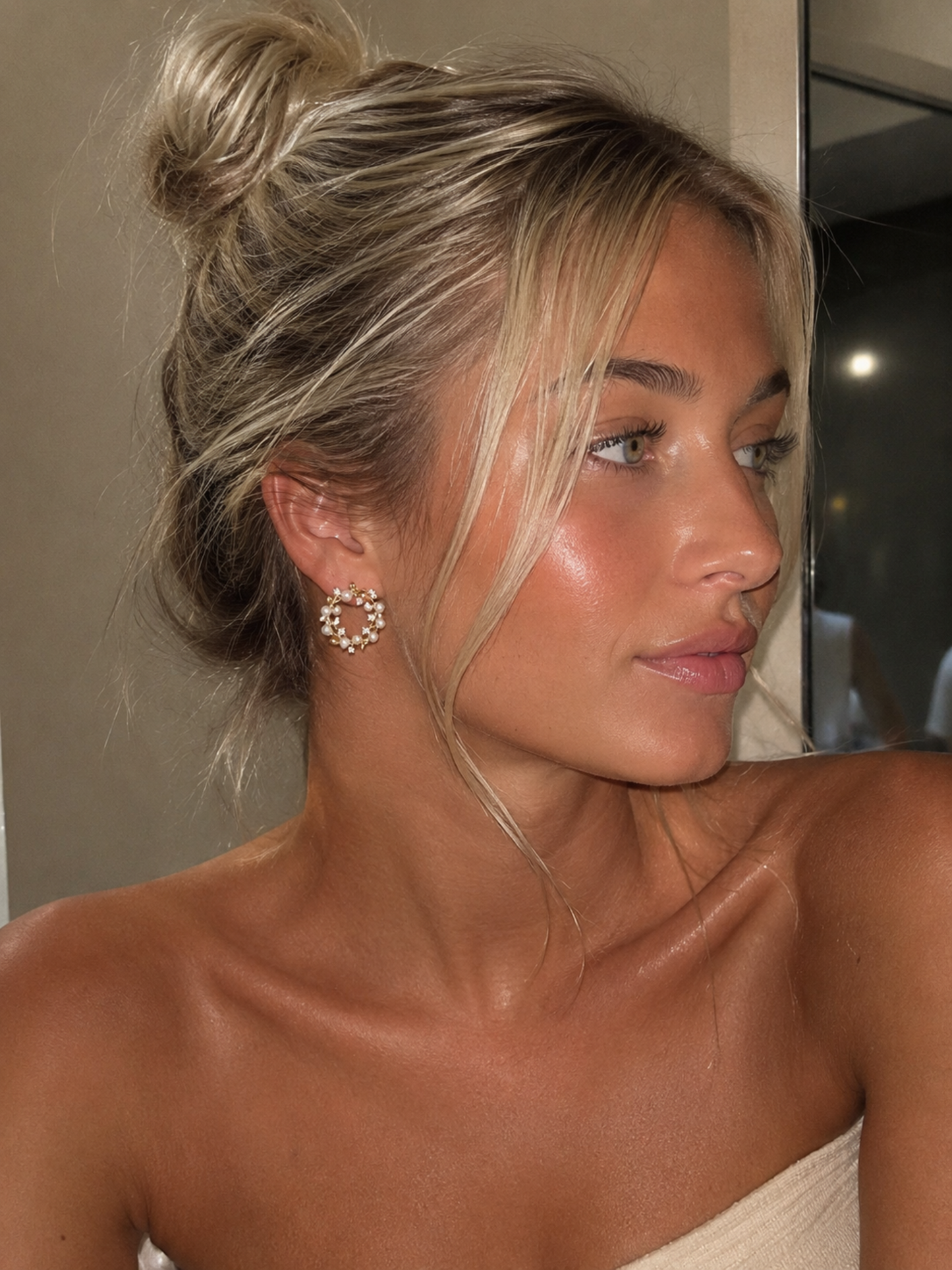 The 'Fleur Wreath' Studs